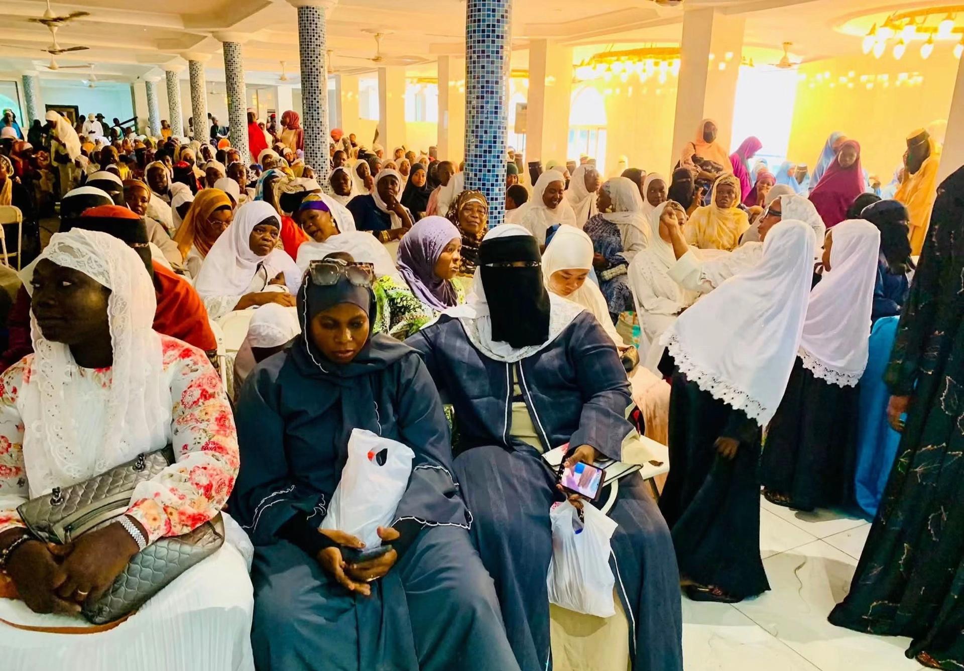 Teacher and students of the Al Amru Bil Ma'ruf Qur'anic memorization program